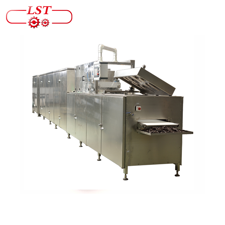 ໃໝ່ເຕັມອັດຕະໂນມັດ Chocolate Wafer Biscuit Depositing Machine Price Line Production